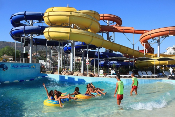 Yalı Castle Aquapark (Tesis Dışında)