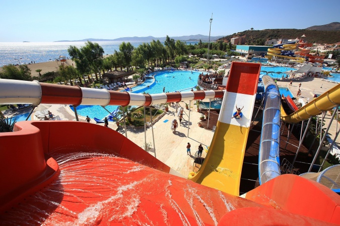 Yalı Castle Aquapark (Tesis Dışında)