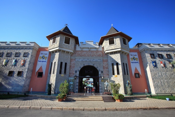 Yalı Castle Aquapark (Tesis Dışında)